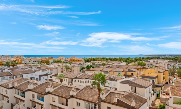 Venta - Apartamento / piso -
Punta Prima