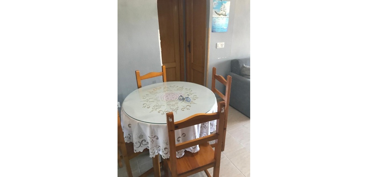 Herverkoop - Appartement / flat -
Torrevieja - torrevieja