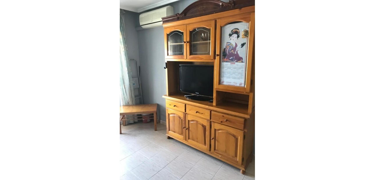 Herverkoop - Appartement / flat -
Torrevieja - torrevieja