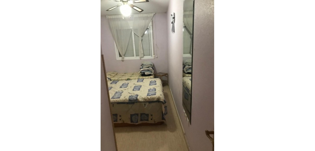 Herverkoop - Appartement / flat -
Torrevieja - torrevieja