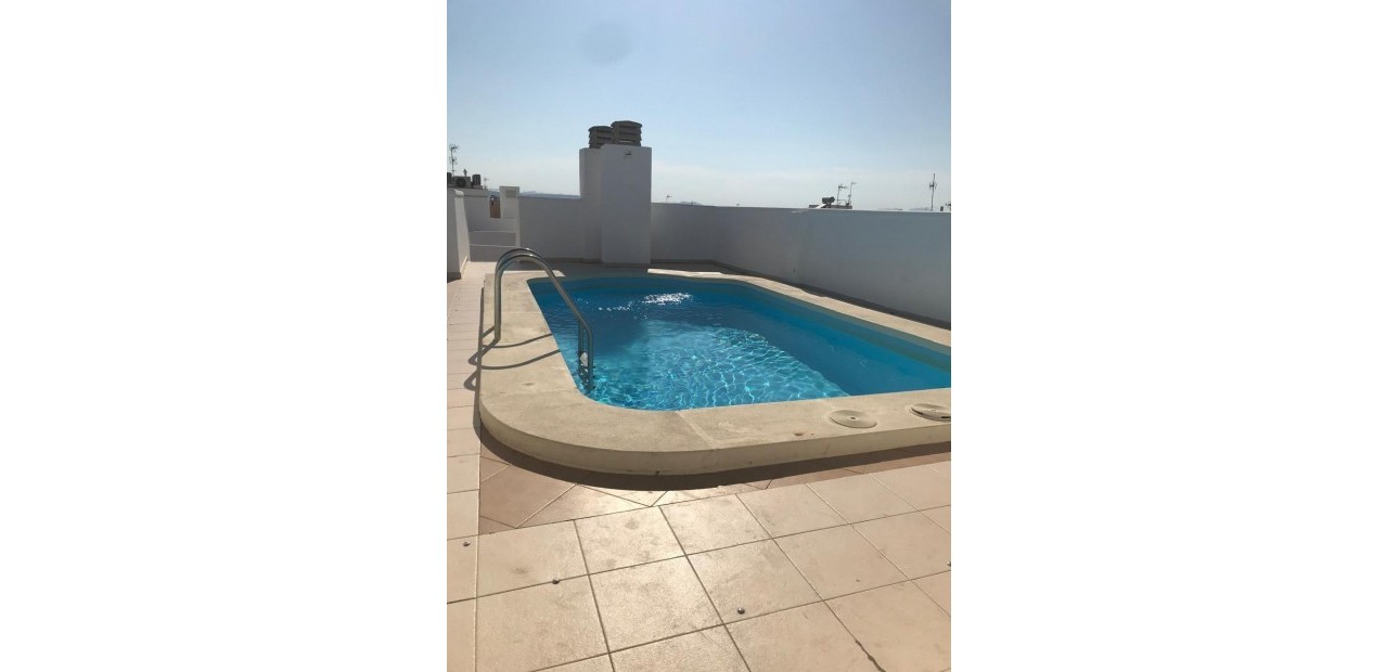 Herverkoop - Appartement / flat -
Torrevieja - torrevieja