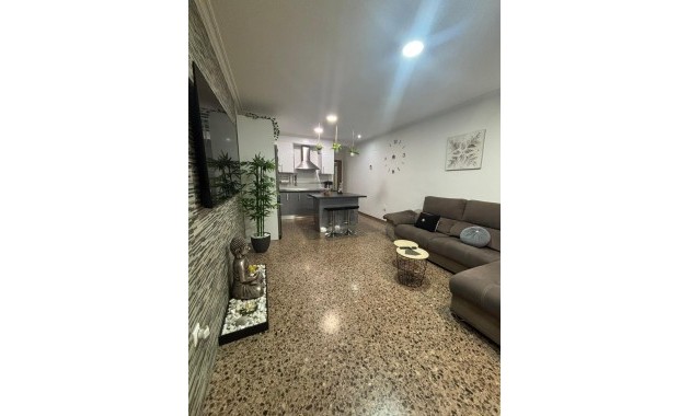 Herverkoop - Appartement / flat -
Elche - Plaza Crevillente-Juzgados