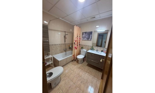 Herverkoop - Appartement / flat -
Elche - Plaza Crevillente-Juzgados