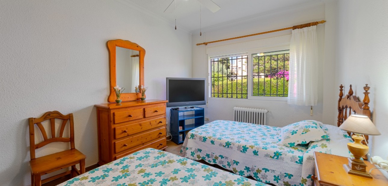 Herverkoop - Villa -
Campoamor