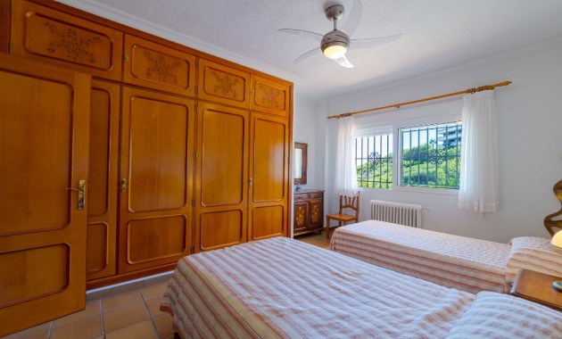 Herverkoop - Villa -
Campoamor