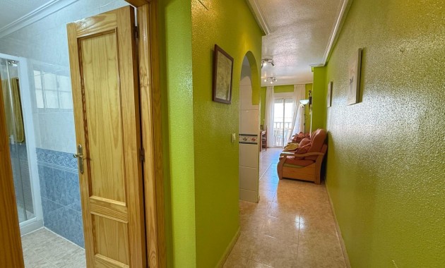 Herverkoop - Appartement / flat -
Torrevieja - Playa de los locos