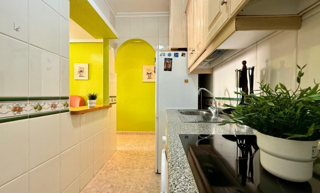 Herverkoop - Appartement / flat -
Torrevieja - Playa de los locos