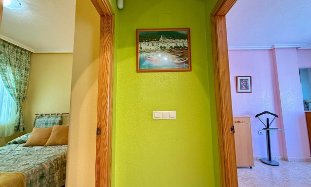 Herverkoop - Appartement / flat -
Torrevieja - Playa de los locos