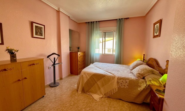 Herverkoop - Appartement / flat -
Torrevieja - Playa de los locos