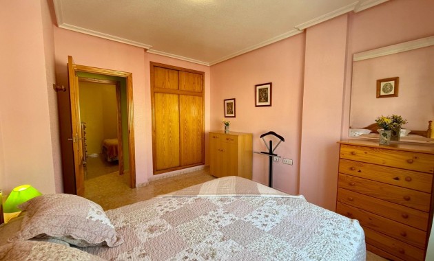 Herverkoop - Appartement / flat -
Torrevieja - Playa de los locos