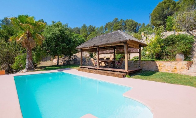 Herverkoop - Villa -
Polop - Xirles