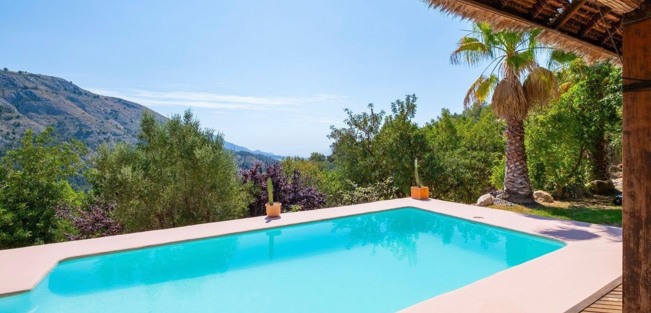 Herverkoop - Villa -
Polop - Xirles