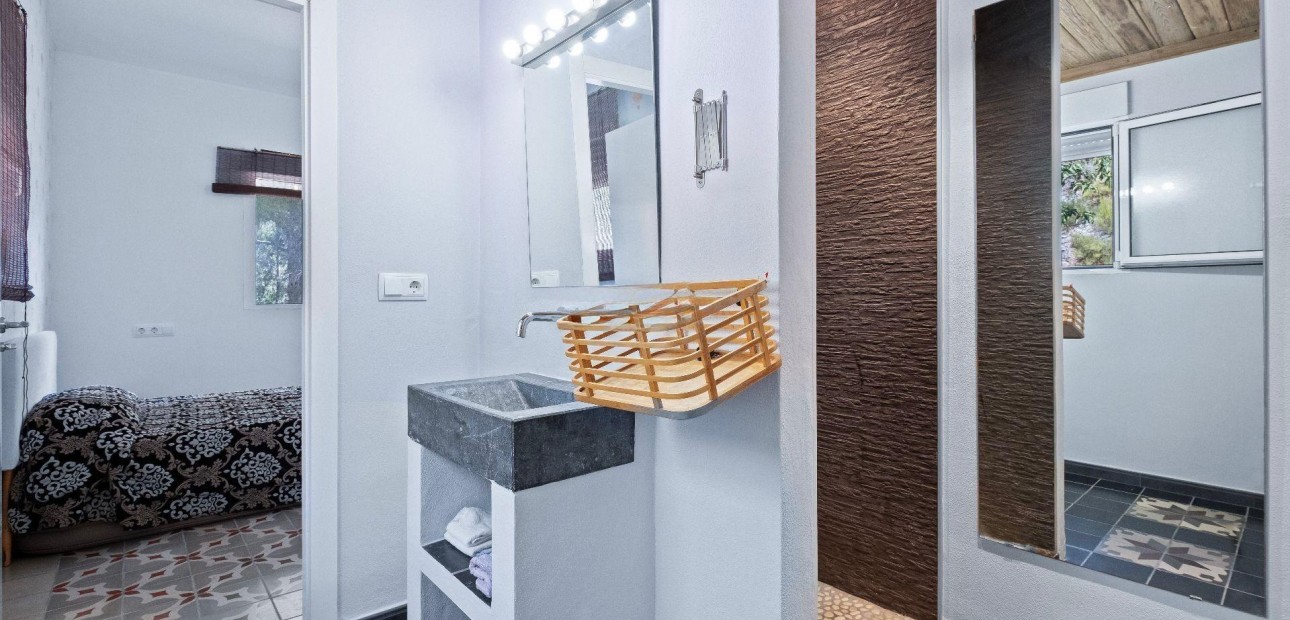 Herverkoop - Villa -
Polop - Xirles