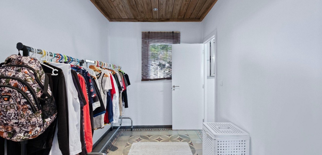 Herverkoop - Villa -
Polop - Xirles