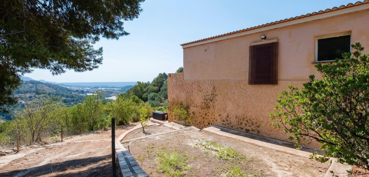 Herverkoop - Villa -
Polop - Xirles