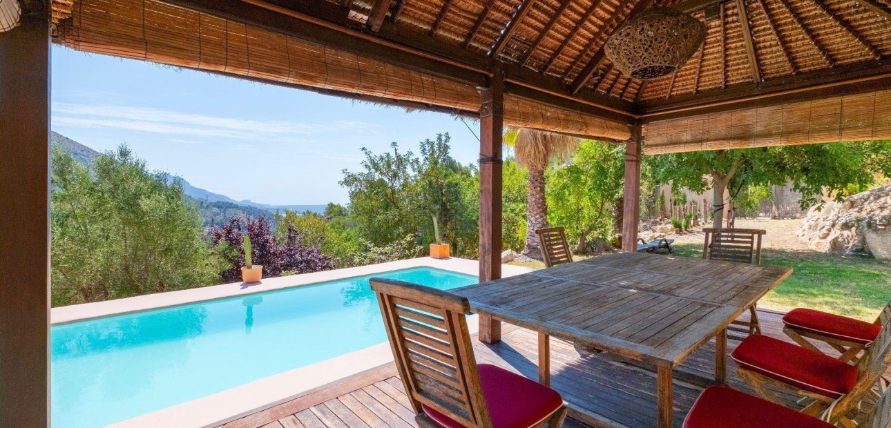 Herverkoop - Villa -
Polop - Xirles