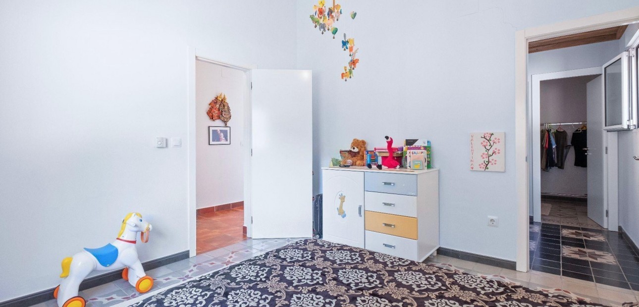 Herverkoop - Villa -
Polop - Xirles