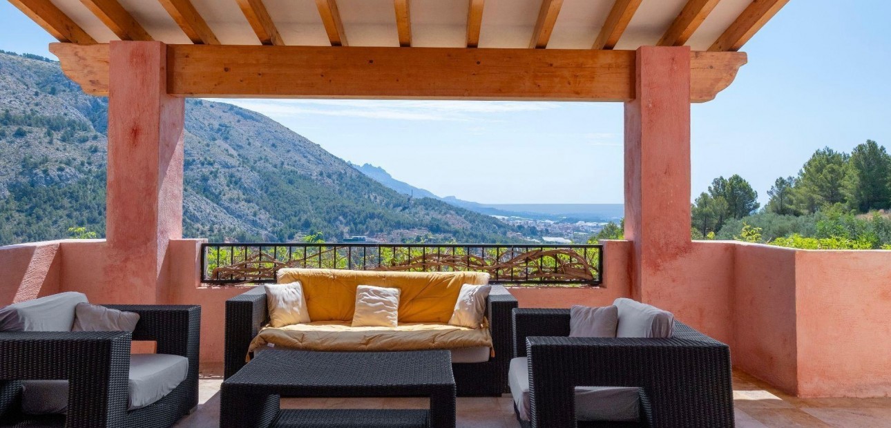 Herverkoop - Villa -
Polop - Xirles