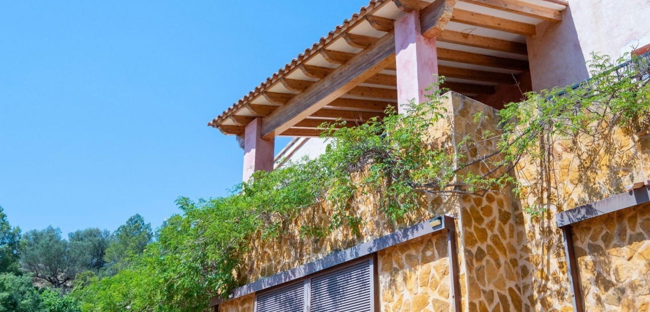 Herverkoop - Villa -
Polop - Xirles