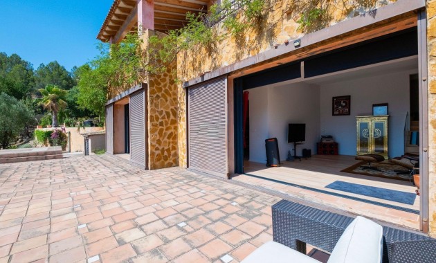 Herverkoop - Villa -
Polop - Xirles