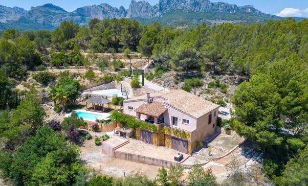 Herverkoop - Villa -
Polop - Xirles