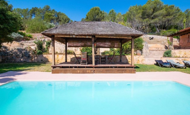 Herverkoop - Villa -
Polop - Xirles