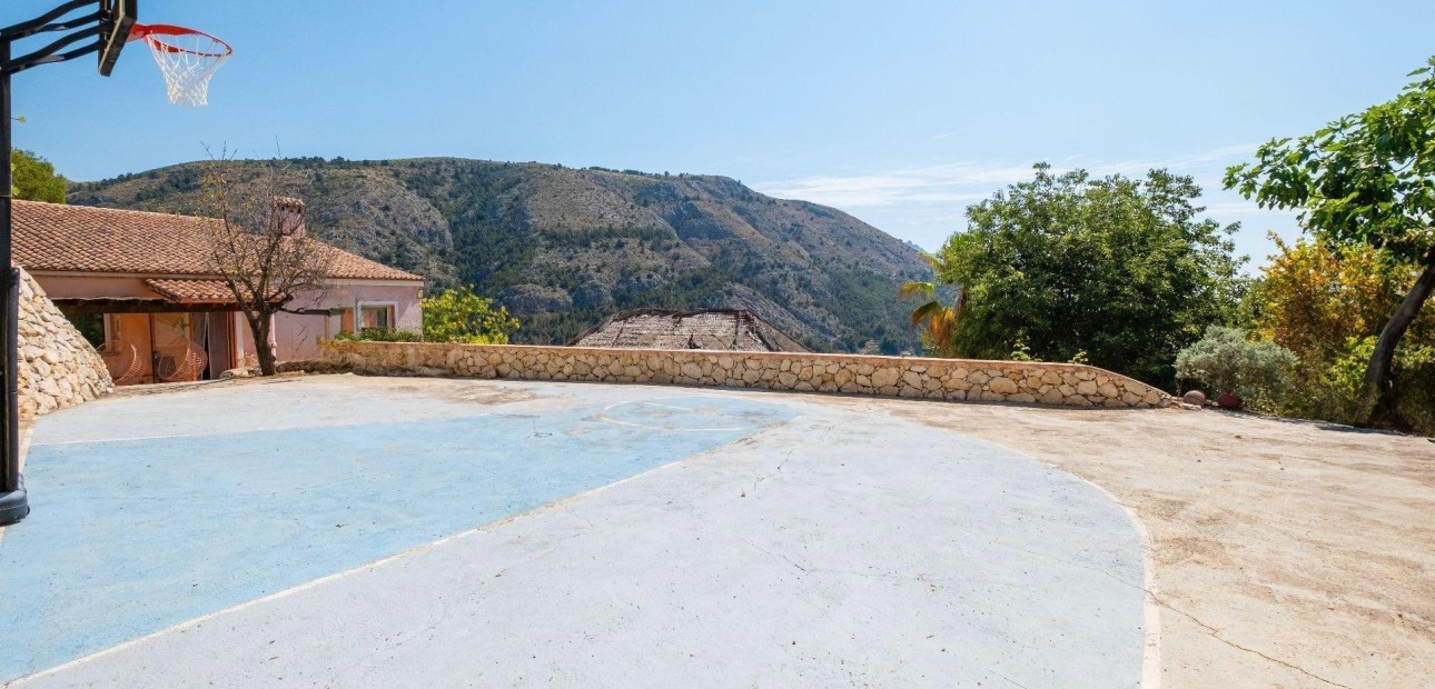 Herverkoop - Villa -
Polop - Xirles