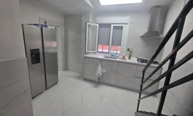 Herverkoop - Appartement / flat -
Almoradi - Centro urbano 2