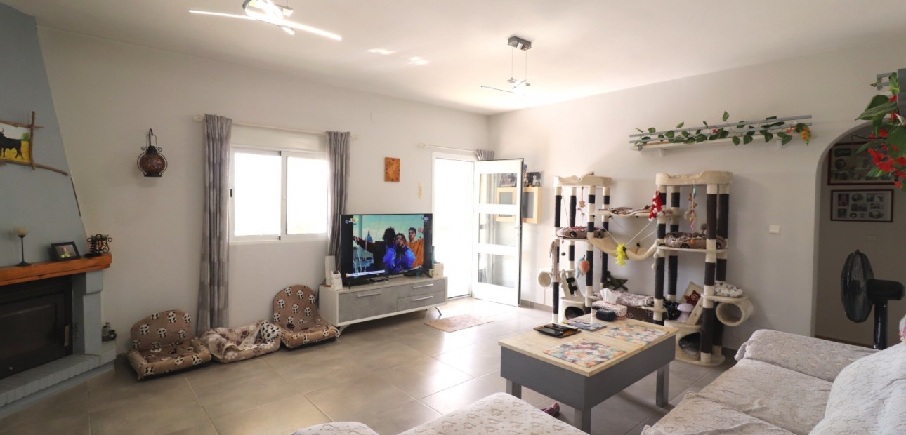 Venta - Country Property -
Orihuela - La Campaneta