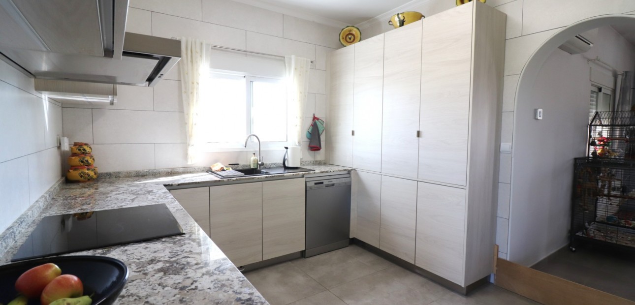 Venta - Country Property -
Orihuela - La Campaneta