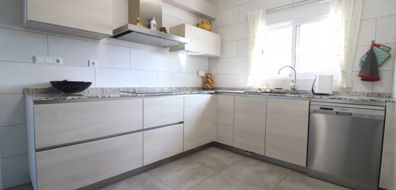 Venta - Country Property -
Orihuela - La Campaneta