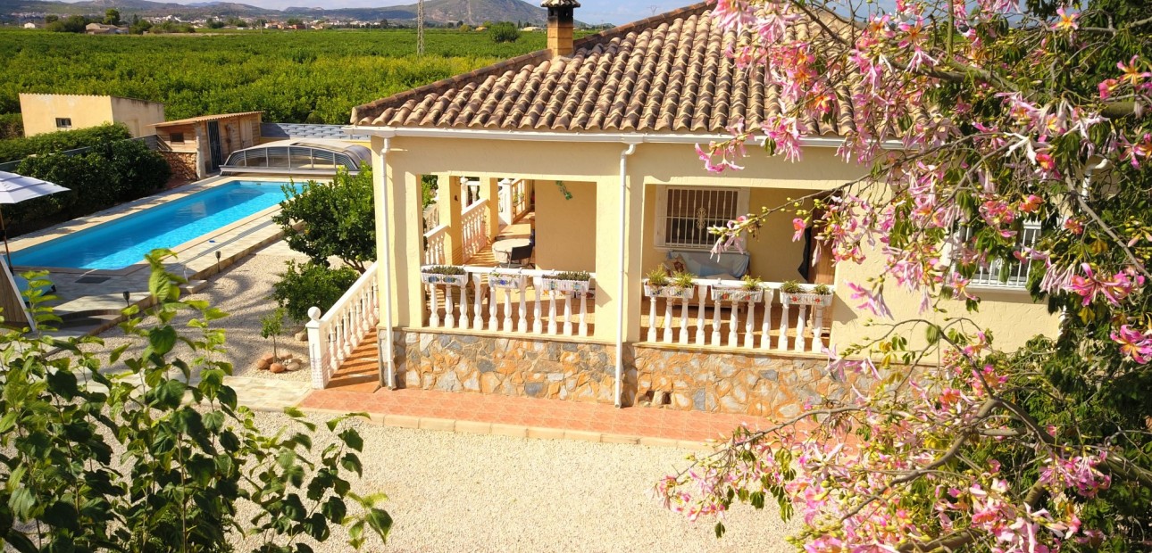 Venta - Country Property -
Orihuela - La Campaneta