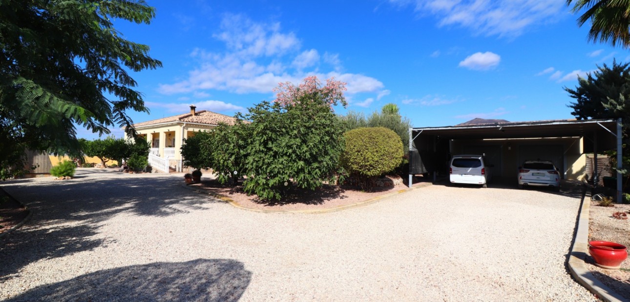 Venta - Country Property -
Orihuela - La Campaneta