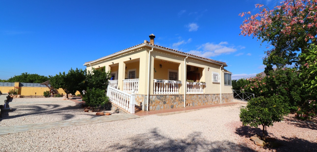 Venta - Country Property -
Orihuela - La Campaneta