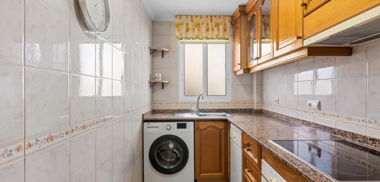 Herverkoop - Appartement / flat -
Guardamar del Segura - CENTRO