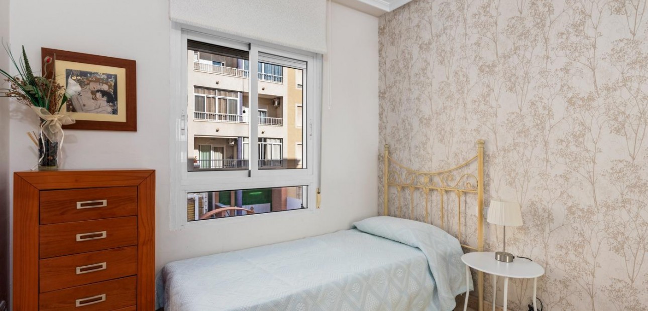 Herverkoop - Appartement / flat -
Guardamar del Segura - CENTRO