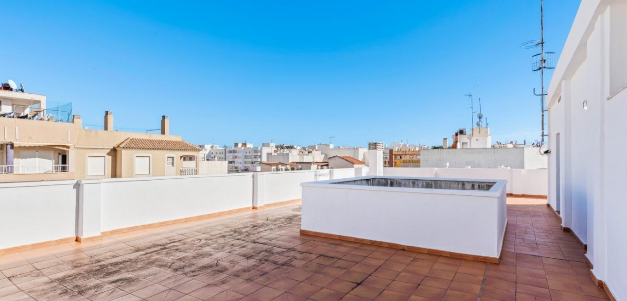 Herverkoop - Appartement / flat -
Guardamar del Segura - CENTRO
