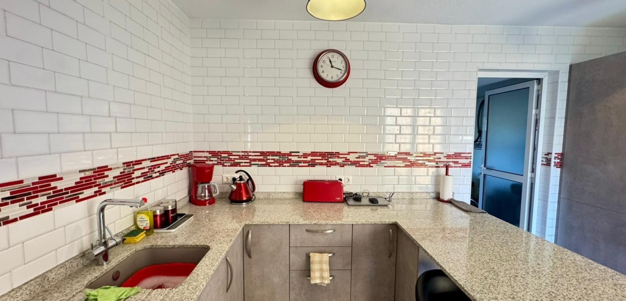 Sale - Villa -
Torrevieja - Punta prima