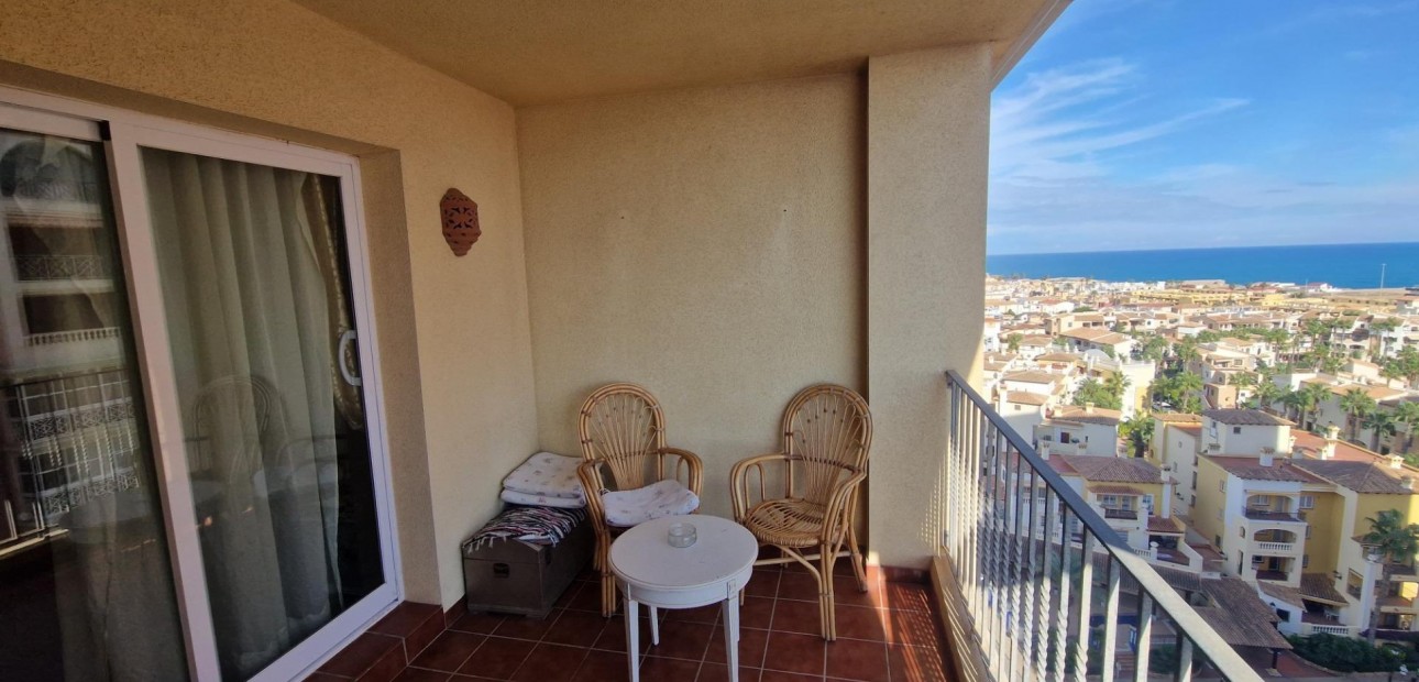 Sale - Apartment / flat -
Torrevieja - Los Frutales