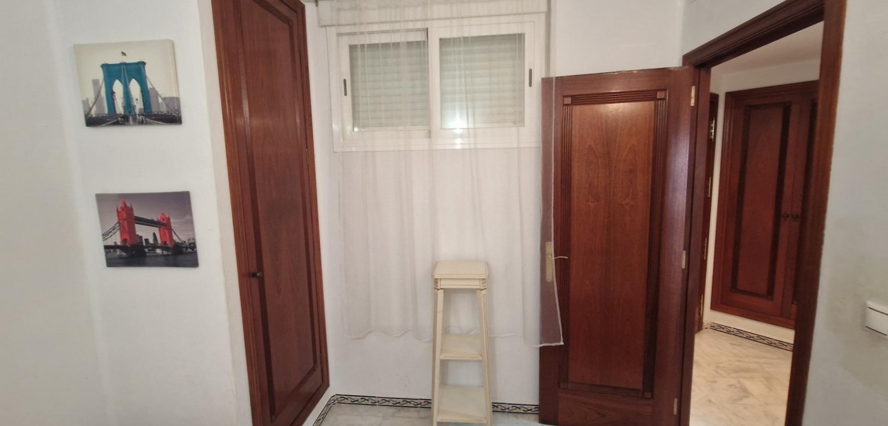 Sale - Apartment / flat -
Torrevieja - Los Frutales
