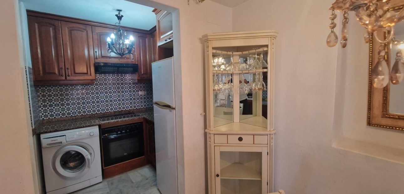 Sale - Apartment / flat -
Torrevieja - Los Frutales