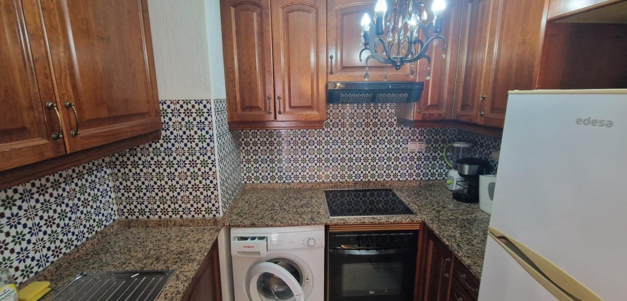 Sale - Apartment / flat -
Torrevieja - Los Frutales