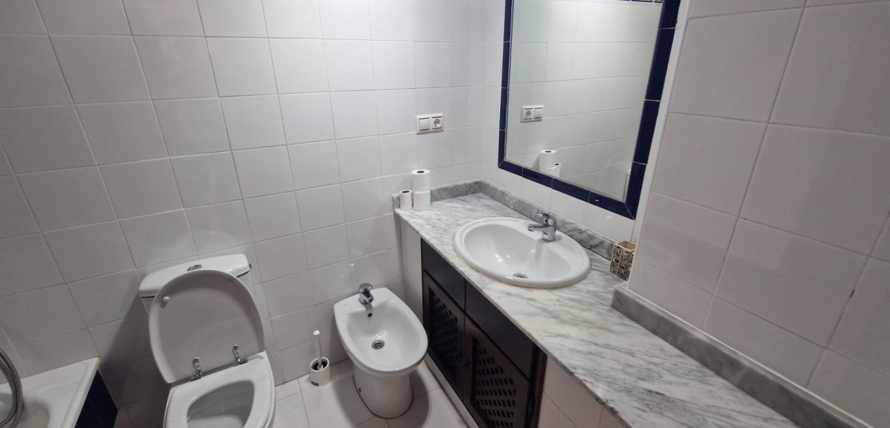 Sale - Apartment / flat -
Torrevieja - Los Frutales