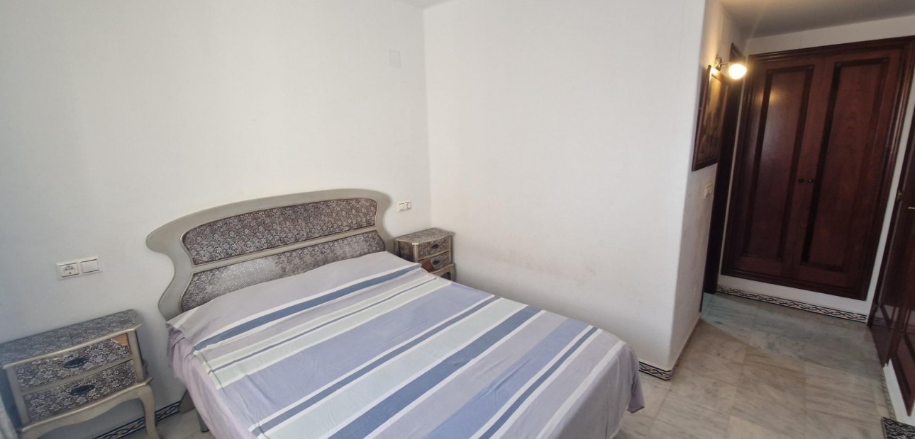 Sale - Apartment / flat -
Torrevieja - Los Frutales