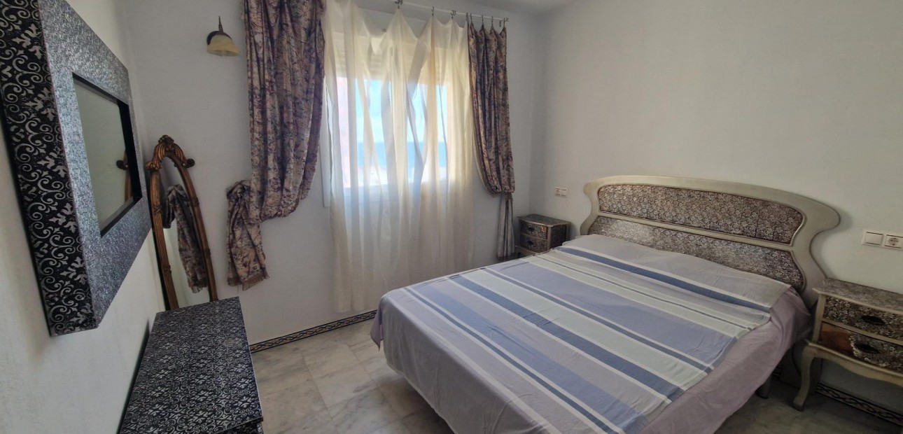 Sale - Apartment / flat -
Torrevieja - Los Frutales