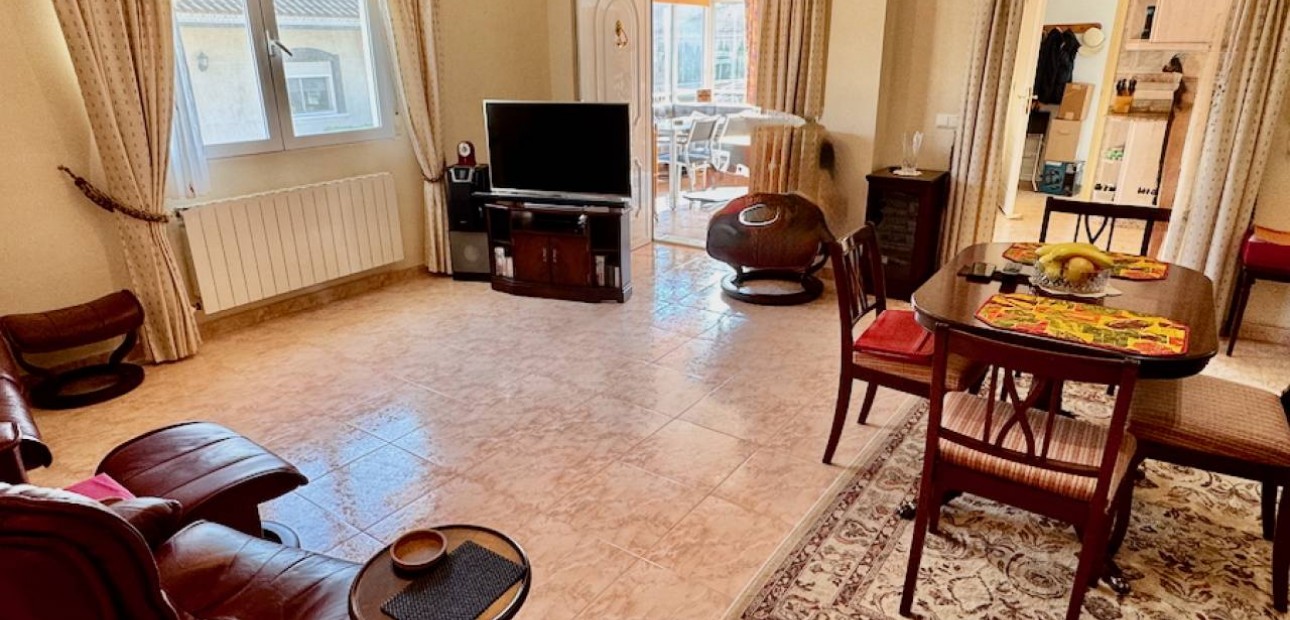 Herverkoop - Villa -
Benferri