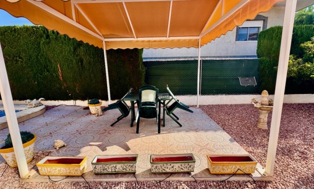 Herverkoop - Villa -
Benferri