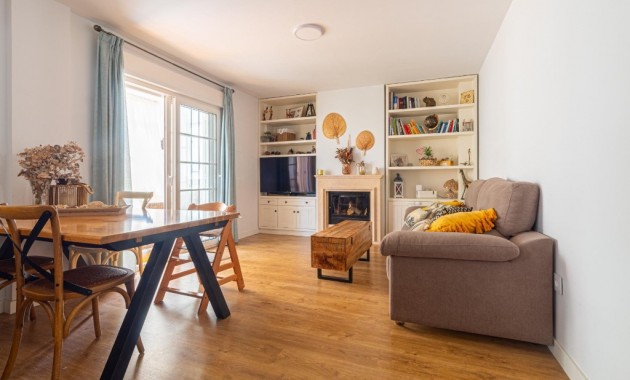 Herverkoop - Appartement / flat -
Torrevieja - La veleta