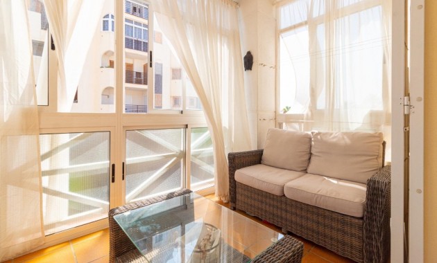 Herverkoop - Appartement / flat -
Torrevieja - La veleta