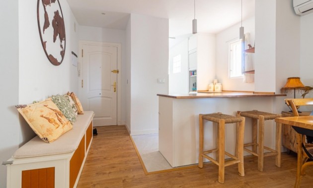 Herverkoop - Appartement / flat -
Torrevieja - La veleta